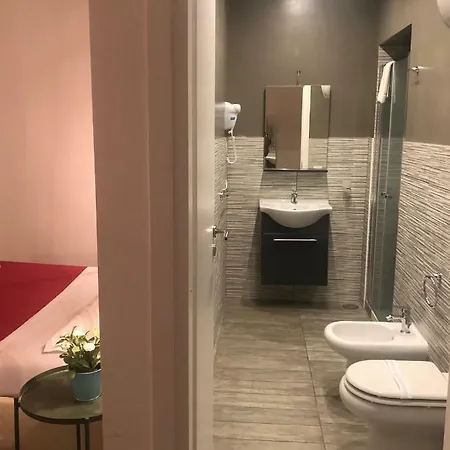Martucci Avenue 3* Naples