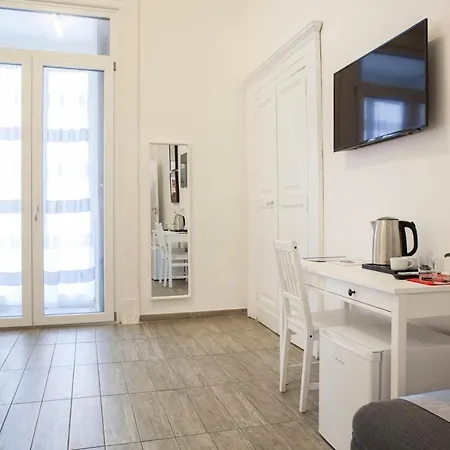 Bed and Breakfast Martucci Avenue Νάπολη