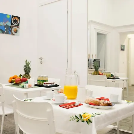 Bed & Breakfast Martucci Avenue Napels